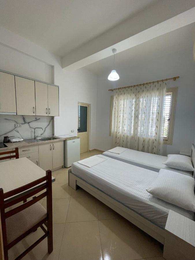 John'S Holiday Home Vlorë Eksteriør bilde